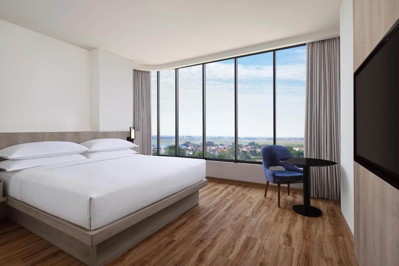 Fairfield By Marriott Jakarta Soekarno-Hatta Airport Тангеранг Екстериор снимка